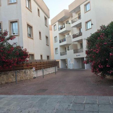 Ancient Paphos - Cozy Place Next To The Sea, Marina, Historical Sites, Buses, Mall, And Market Екстериор снимка