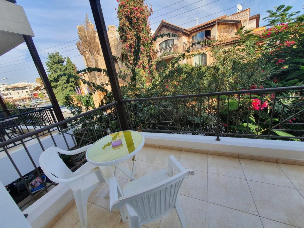 Ancient Paphos - Cozy Place Next To The Sea, Marina, Historical Sites, Buses, Mall, And Market Екстериор снимка