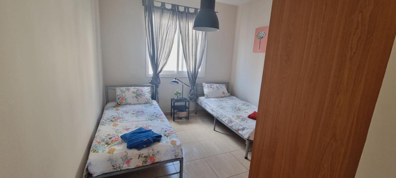 Ancient Paphos - Cozy Place Next To The Sea, Marina, Historical Sites, Buses, Mall, And Market Екстериор снимка