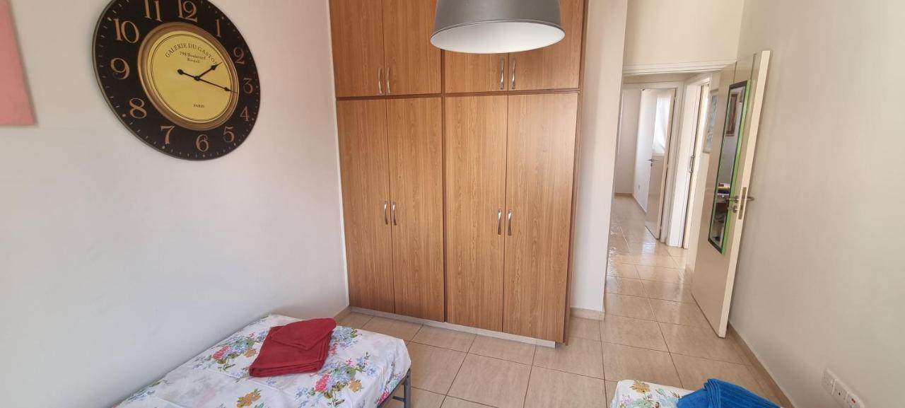 Ancient Paphos - Cozy Place Next To The Sea, Marina, Historical Sites, Buses, Mall, And Market Екстериор снимка